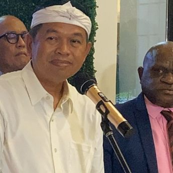Dedi Mulyadi Tegaskan Tidak Ada Syarat Vasektomi untuk Terima Bansos