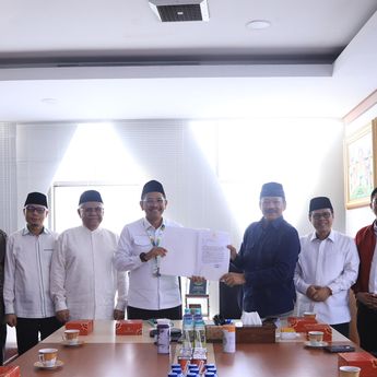 Kementerian Agama RI Tetapkan Target Pengumpulan Zakat Nasional Rp51 Triliun dalam RKAT 2025