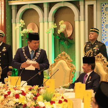 Disambut Hangat Sultan Brunei, Prabowo: Rasanya Ingin Lebih Lama di Sini