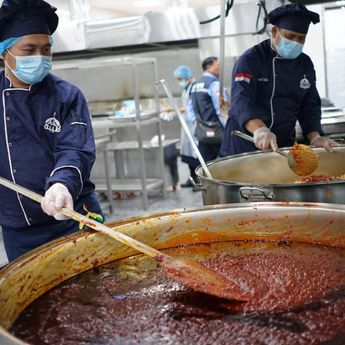 Sudah Lebih 1,5 Juta Boks Makanan Disajikan untuk Dinikmati Jemaah Haji Indonesia