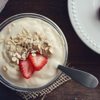 Dibalik Rasanya yang Asam, Ini Manfaat Tersembunyi dari Yoghurt