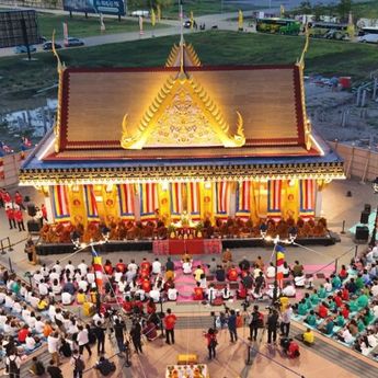 Puja Waisak 2025: Langkah Cinta Menuju Borobudur, Doa Kasih dari Si Mian Fo PIK