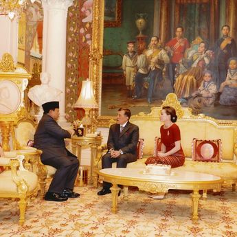 Prabowo Bertemu Raja dan Ratu Thailand di Amphorn Royal Palace