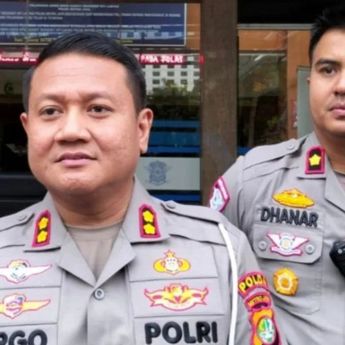 Nekat! WNA China Ambil Mobil Polisi di Senen, Langsung Diamankan