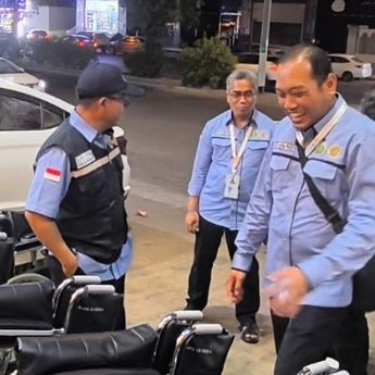 Warga Lokal Hibahkan 20 Kursi Roda untuk Jemaah Haji Indonesia