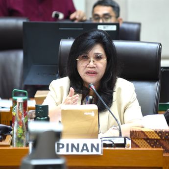 DPR Desak Pemerintah Tangani Anjloknya PMI Manufaktur Secara Cepat