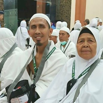 Kisah Nek Marni, 20 Tahun Jualan Serabi Kini Wujudkan Mimpi Naik Haji