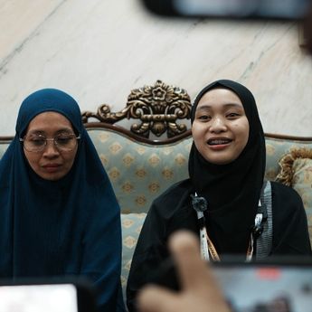Zahrotun Ulin Nasroh, Jemaah Muda Asal Pati, Berangkat Haji Karena Wasiat Almarhum Ayah