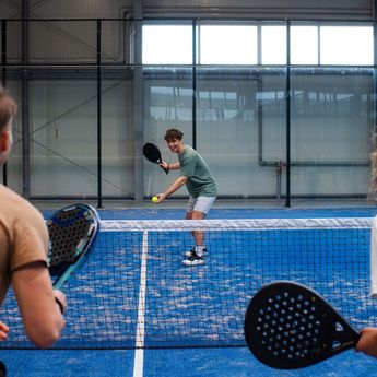 Tips Main Padel untuk Pemula: Cara Cepat Jago dari Nol!