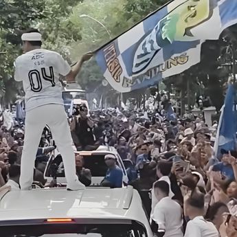 Dedi Mulyadi Kasih Bonus Rp1 Miliar untuk Persib dari Hasil Jual 4 Ekor Sapi