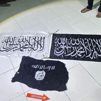 Densus 88 Ringkus Terduga Teroris Jaringan ISIS di Sulawesi Selatan