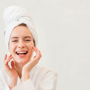 Tips Memilih Skincare untuk Kulit Sensitif agar Tetap Sehat dan Terhidrasi