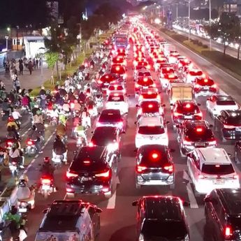 Jakarta Macet Parah Malam Ini, Polisi: Imbas Kunjungan Kenegaraan Presiden Macron