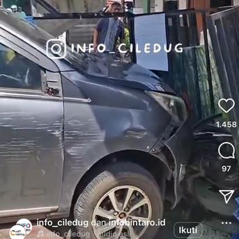 Mobil Tabrak Gerobak, Motor dan Rumah di Pondok Aren