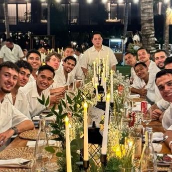 Ultah Erick Thohir Makan Malam Bareng Pelatih dan Pemain Timnas Plus Dapat Hadiah Spesial