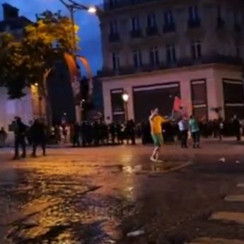 2 Orang Tewas dan Ratusan Fans Ditangkap pada Malam Perayaan PSG Juara Liga Champions 