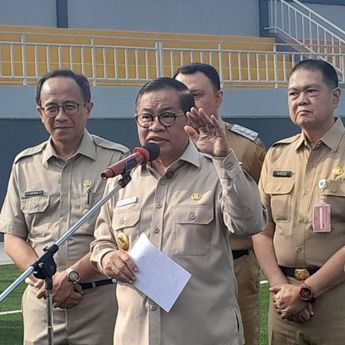 Tinjau Stadion Tugu, Pramono: Rumputnya Sertifikat FIFA