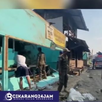 37 Warung Remang-remang di Kalimalang Dihancurkan Satpol PP