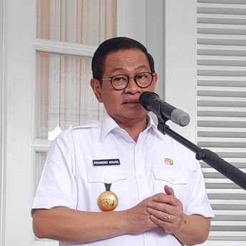 Pramono Sholat Idul Adha di Jakarta dan Langsung Mudik ke Blitar