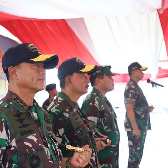 Panglima TNI Naikkan Pangkat Prajurit TNI AL  yang Gagalkan Penyelundupan  2 Ton  Narkoba