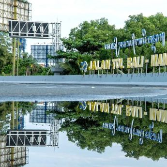 Tekan Pencemaran, Bali Larang Penggunaan Botol Air Plastik Kecil