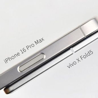 Ketebalan Vivo X Fold 5 vs iPhone 16 Pro Max: Ini Perbandingannya