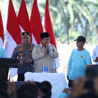 Prabowo Resmikan Groundbreaking 18 Gudang Polri dan Gudang Dryer Jagung