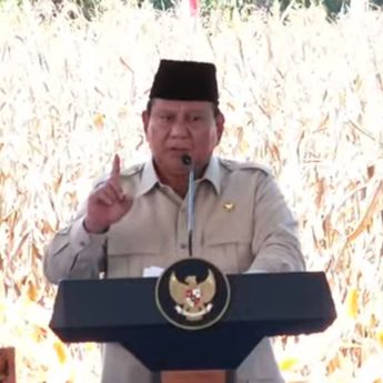 Tinjau Stan Hilirisasi Jagung di Bengkayang, Prabowo Apresiasi Inovasi UMKM dan Komitmen Swasembada