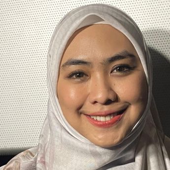 Setahun Tinggal di Mesir, Oki Setiana Dewi Nyaman Pergi Kuliah Naik Angkot