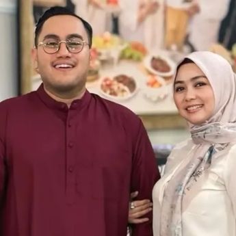 King Nassar Kepincut Kakak Ipar Syahrini