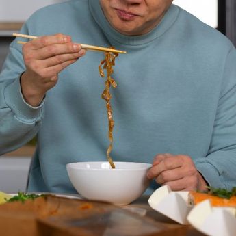 Tinggalkan Surat Wasiat Bunuh Diri, Pria di Bantul Ditemukan Sedang Santai Makan Soto