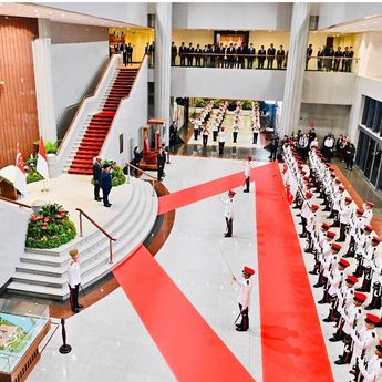 Presiden Prabowo Disambut Upacara Kenegaraan di Parliament House Singapura