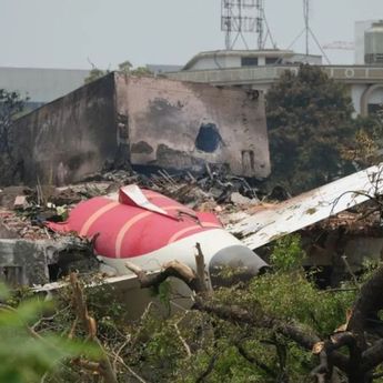 Media Ungkap Dua Kotak Hitam Milik Air India Telah Ditemukan