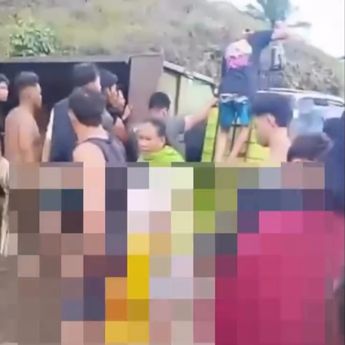 Sopir di Bengkulu Terjepit Truk Terguling, Keluarga Nangis Histeris