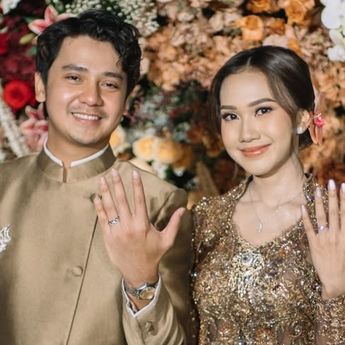 Arbani Yasiz Resmi Bertunangan dengan Raissa Ramadhani