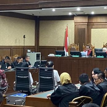 Eks Pejabat MA Zarof Ricar Divonis 16 Tahun Penjara, Terbukti Lakukan Suap dan Terima Gratifikasi