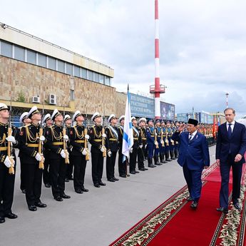 Tiba di St. Petersburg, Presiden Prabowo akan Bertemu Presiden Putin dan Hadiri SPIEF 2025