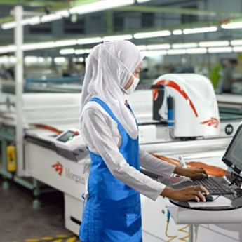 Eratex, Produsen H&M dan Uniqlo Digugat PKPU Rp1,49 Triliun, Apa Penyebabnya?