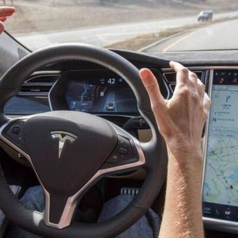 Tesla Hadapi Sidang Gugatan Terkait Kecelakaan Maut Model S Berfitur Autopilot