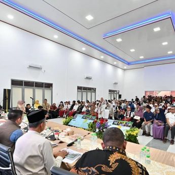 Seskab Teddy Hingga Mensos Tinjau Perkembangan Sekolah Rakyat