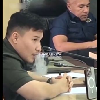 Viral Anggota DPRD Kendari Asyik Nge-vape saat Rapat Bahas PHK