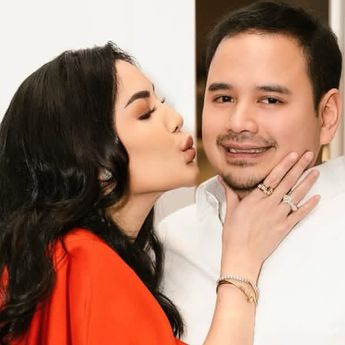 Nindy Ayunda Akui Sudah Menikah dengan Dito Mahendra