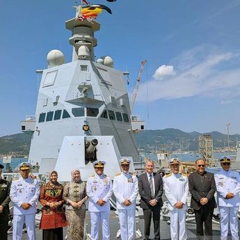 KRI Brawijaya-320 Resmi Diterima TNI, Kapal Perang AL Pertama Buatan Italia untuk RI