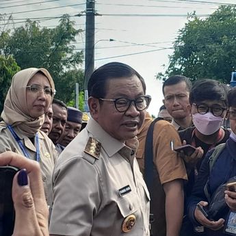 Banjir Kepung Jakarta , Pramono: Baru Saya Alami dan Kami Belum Tidur