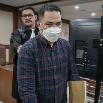 Majelis Hakim Ungkap Eks Jaksa Kejari Jakbar Rugikan Korban Rp17,8 Miliar