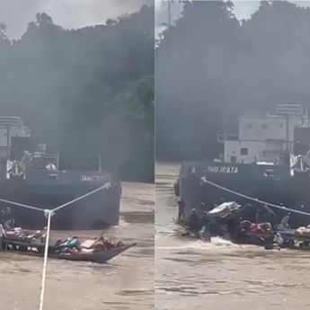 Detik-Detik Kapal Tongkang Tabrak Perahu di Kalteng, Penumpang Lompat ke Sungai
