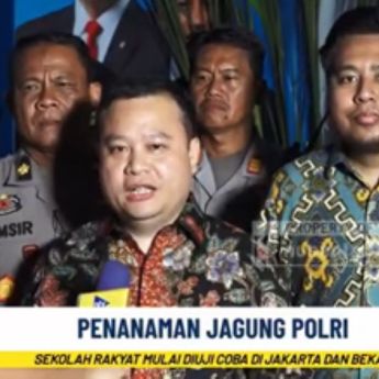 Ikuti Penanaman Jagung Serentak di Grobogan, Dimpos Tampubolon: Ini Program yang Sangat Bagus dan Mulia