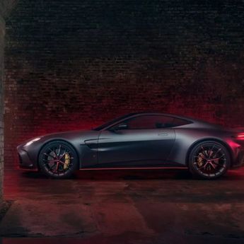 Aston Martin Luncurkan Vantage S: Supercar Elegan Tanpa Gimik Berlebihan