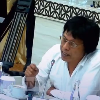 Adian Napitupulu Sentil Menhub: Rapat Tarif Ojol Tak Datang, Tapi Rapat Anggaran Datang
