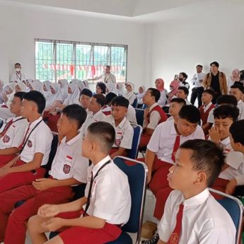 Puluhan Siswa Sekolah Rakyat Handayani Senang Ikuti MPLS Hari Pertama